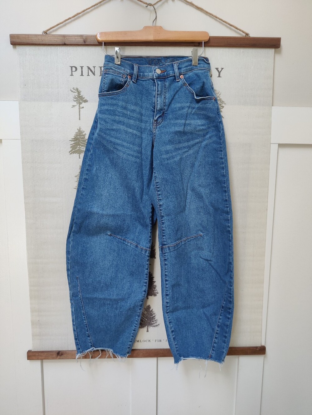 Yoga Jeans Blue High Rise Curved Barrel Leg Raw Hem Jeans Size 24 / 00